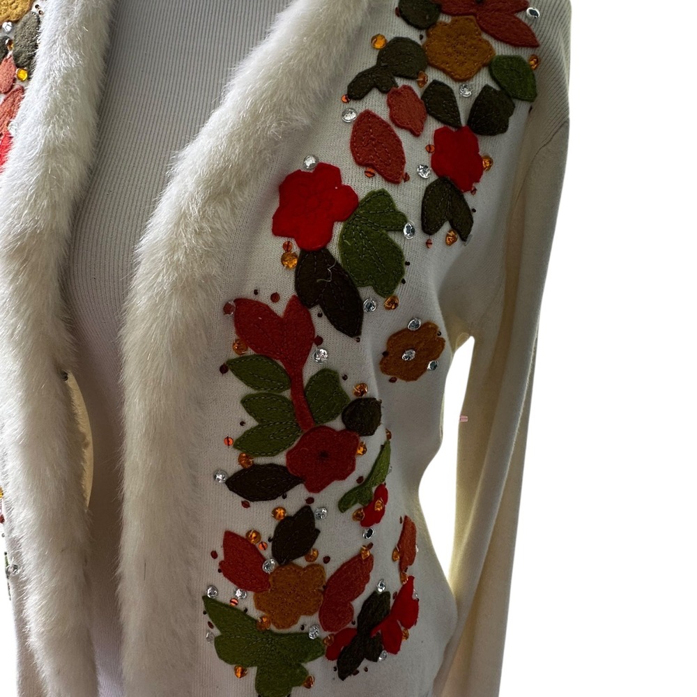 Fall Leaf Embellished Cardigan Jacket Faux Fur Trim Appliqué Beaded Ivory M-L
